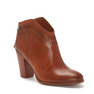 Vince Camuto Fetter Booties Size 8.5